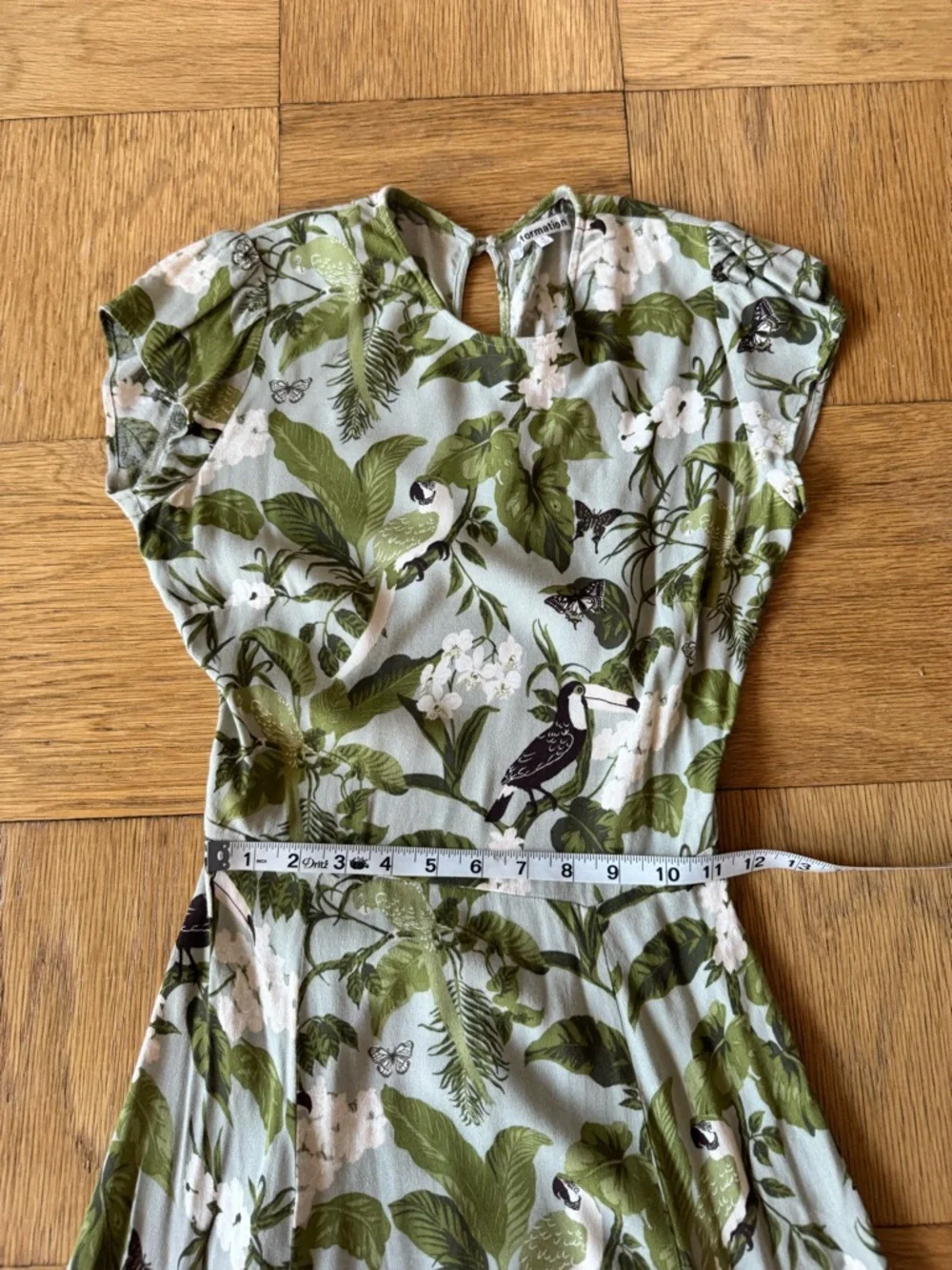 Reformation Gavin Dress Tropical Green Slit Open Back Parrots Birds Butterflies - Picture 10 of 11